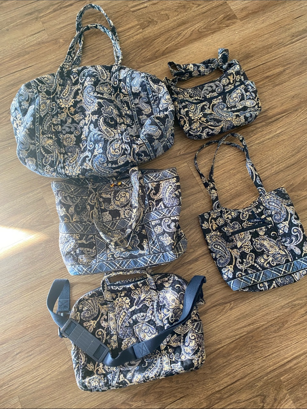 Vera Bradley Navy Windsor Plaid and Paisley large duffle and travel 5 piece set